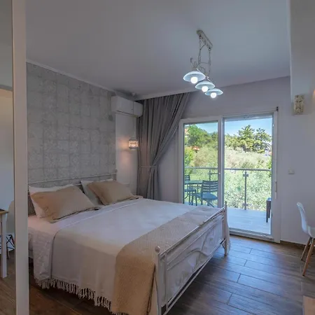 Olive Garden Villas And Apartments Chrysi Ammoudia Exterior photo